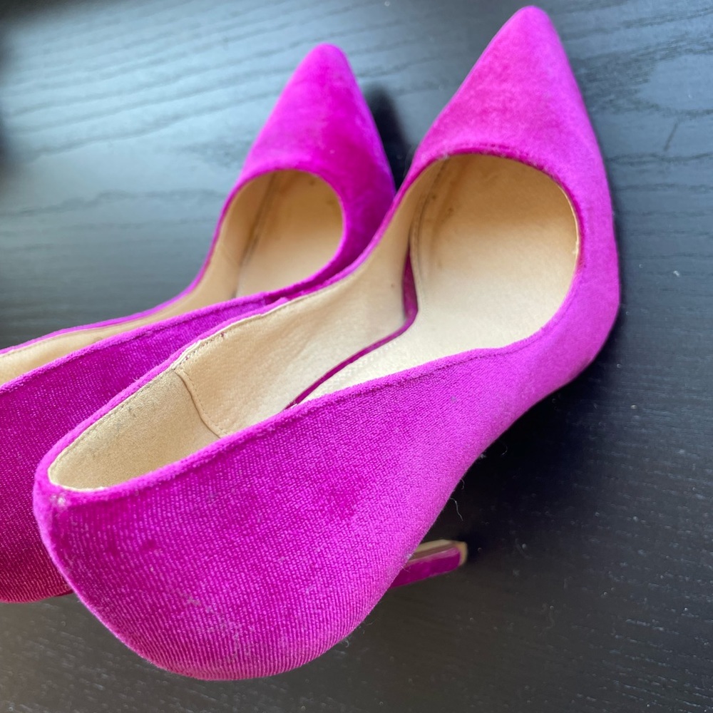 Women's Magenta Suede Pointed-Toe High Heels - Picture 3 of 6